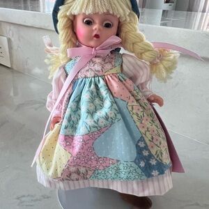 Madame Alexander Bonnet Top Wendy